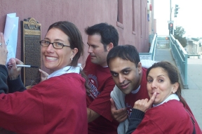 Team No-Tech Treasure Hunt in North Beach/Chinatown